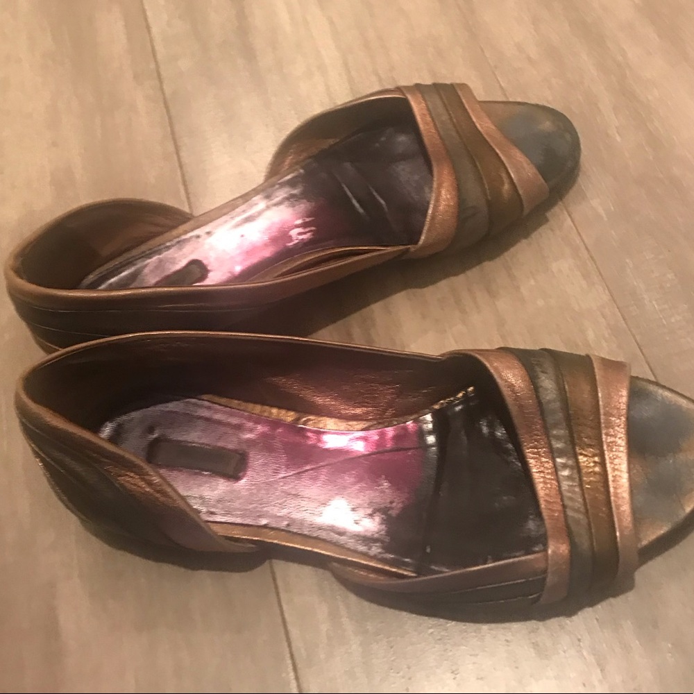MIU MIU vintage 90’s 70’s flats gold silver bronze y2k